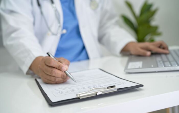 Ontario to (once again) Ban Employers from Requiring Doctor’s Note for Sick Days